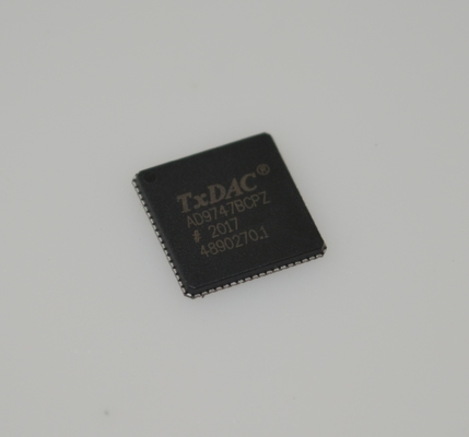 AD9747BCPZ 14-बिट 2.5 GSPS हाई-स्पीड DAC कम पावर LVDS इनपुट के साथ उत्कृष्ट SFDR लचीला क्लॉकिंग वाइड बैंडविड्थ और औद्योगिक तापमान रेंज