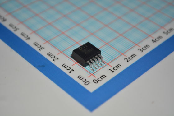 AP1501-K5G-13 5V/3A स्टेप-डाउन कनवर्टर जिसमें 4.5-40V इनपुट, 90% दक्षता, कम निष्क्रिय धारा, थर्मल शटडाउन, 500kHz आवृत्ति और SOT-23 पैकेज है