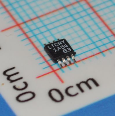 LT3505IMS8E#PBF डुअल डीसी/डीसी कनवर्टर 3.6-36V इनपुट 2.5A/1.6A आउटपुट 1.2MHz आवृत्ति समायोज्य सिंक सॉफ्ट-स्टार्ट 8-MSOP -40°C से 125°C कम लहर