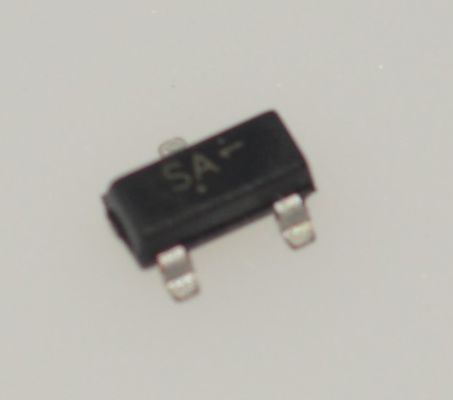 BSS123LT1G एन-चैनल MOSFET कम 170mΩ RDS ((ऑन) 20V VDS 100V हिमस्खलन रेटेड अपने SOT-23 पैकेज और ESD सुरक्षा के साथ कम शक्ति स्विचिंग लोड स्विचिंग और DC-DC रूपांतरण के लिए आदर्श