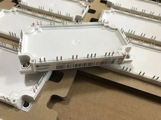 FP100R12KT4 1200V 100A PIM IGBT मॉड्यूल TRENCHSTOPTM IGBT4 कम वीसीई (sat) 2.1V एकीकृत सुधारक और ब्रेक कॉपर बेसप्लेट एनटीसी मोटर ड्राइव के लिए कम स्विचिंग नुकसान