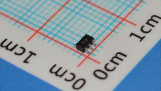 ADT6501SRJZP085RL7 85°C थर्मल स्विच ±1°C सटीकता 2.7V-5.5V SOT-23-5 10μA कम शक्ति AEC-Q100