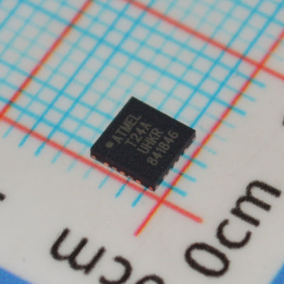 ATTINY24A-MUR 20MHz 8-बिट MCU 2KB फ्लैश 128B SRAM 12 I/O पिन UART/SPI 1.8-5.5V -40°C से +85°C