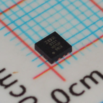 IRFHM9331TRPBF 30V डुअल N+P MOSFET 5.3A/3.7A 0.045Ω/0.075Ω Rds(on) DFN-10 175°C AEC-Q101