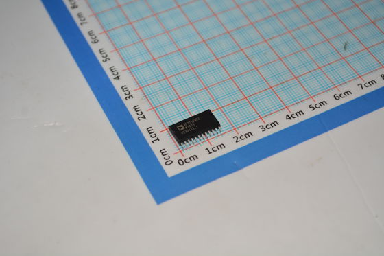 AD7712ARZ 24-बिट Σ-Δ एडीसी कम शोर के साथ ऑन-चिप पीजीए 5 वी / 3 वी ऑपरेशन उच्च सटीकता लचीला फ़िल्टरिंग और कम शक्ति के साथ सटीक संवेदन के लिए