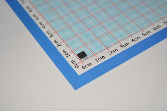 ADR02ARZ सटीकता 5.0V वोल्टेज संदर्भ अल्ट्रा-लो शोर 4μVpp 0.02% प्रारंभिक सटीकता 3ppm/°C बहाव 10mA आउटपुट 1.2V से 15V रेंज