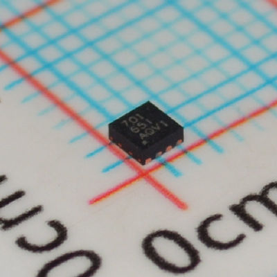 BQ294701DSGR - ओवर/अंडरवोल्टेज डिटेक्शन के साथ सेल Li-Ion प्रोटेक्टर, 2 आयन, 1μA करंट, 3.6V-10V रेंज, 1ms रिस्पॉन्स, थर्मल शटडाउन और DSBGA पैकेज