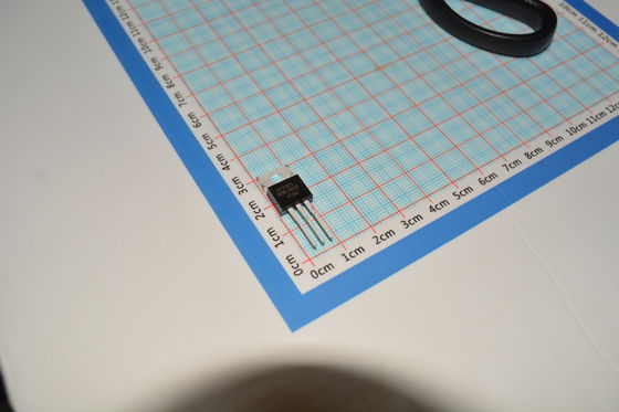 IRF4905LPBF पी-चैनल MOSFET 55V/-74A अल्ट्रा-लो 20mΩ RDS ((ऑन) हिमस्खलन रेटेड TO-220AB लीड-फ्री उच्च दक्षता पावर और मोटर नियंत्रण के लिए विश्वसनीय