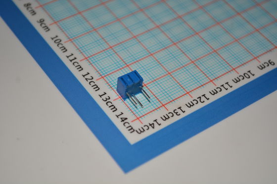 3362P-1-102LF ट्रिमपॉट 1kΩ 10-टर्न प्रेसिजन पोटेंशियोमीटर ±10% टॉलरेंस थ्रू-होल माउंट सरमेट एलिमेंट विश्वसनीय समायोज्यता अंशांकन और सर्किट ट्यूनिंग के लिए आदर्श