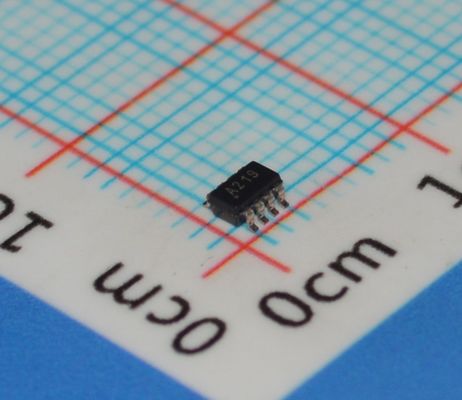 आईएनए219एआईडीसीएनआर उच्च परिशुद्धता वर्तमान/शक्ति मॉनिटर आई2सी इंटरफेस के साथ 0.1% सटीकता 26 वी रेंज, कम ऑफसेट द्विदिश संवेदक लघु एसओटी-23 पैकेज प्रोग्राम करने योग्य कैलिब्रेशन और अलर्ट