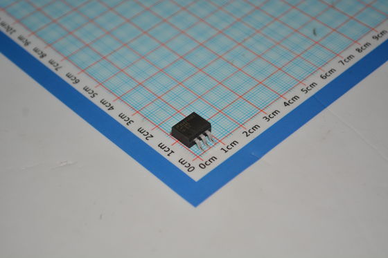 LM1085ISX-3.3 3.3V फिक्स्ड 3A आउटपुट लो ड्रॉपआउट (1.5V) थर्मल और करंट प्रोटेक्शन TO-263 पैकेज 4.75V-15V इनपुट फास्ट रिस्पॉन्स इंडस्ट्रियल टेम्प (-40°C से +125°C)