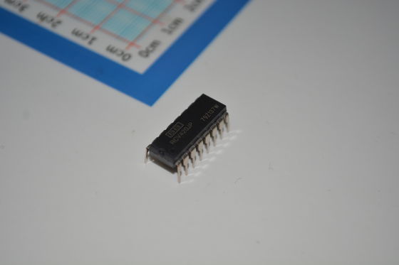 RCV420JP प्रेसिजन 4-20mA लूप-संचालित रिसीवर 0.1% सटीकता वोल्टेज आउटपुट ऑन-चिप संदर्भ अल्ट्रा-लो बहाव और शोर मजबूत औद्योगिक प्रणालियों के लिए