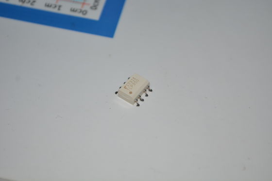 TLP350H उच्च गति 1Mbps IGBT/MOSFET गेट ड्राइवर 0.7A/0.5A आउटपुट 15kV/μs प्रतिरक्षा 5mA सीमा 5000Vrms अलगाव कॉम्पैक्ट SO6 पैकेज में CMOS- संगत