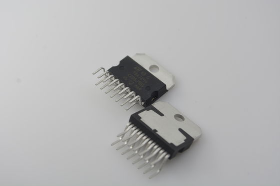 TDA7294V 100W DMOS ऑडियो एम्पलीफायर उच्च आउटपुट पावर म्यूट/स्टैंडबाय फ़ंक्शन के साथ कम शोर वाइड सप्लाई रेंज (±10V से ±40V) शॉर्ट-सर्किट और थर्मल प्रोटेक्शन और SPI तकनीक