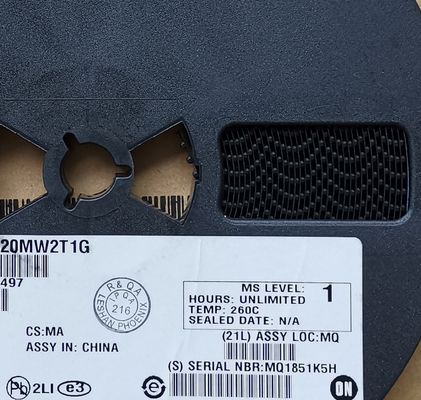 NSR0320MW2T1G 30V/2A अल्ट्रा-लो-वीएफ उच्च दक्षता वाले स्कॉटकी डायोड AEC-Q101 योग्य MSL1 हलोजन मुक्त SMAFL पैकेज ऑटोमोटिव/औद्योगिक अनुप्रयोगों के लिए बेहतर थर्मल प्रदर्शन