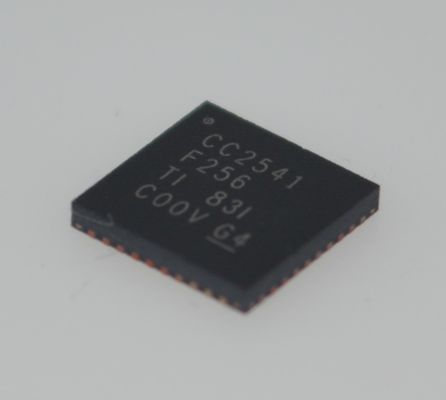CC2541F256RHAR ब्लूटूथ 4.0 कम ऊर्जा SoC 256KB फ्लैश 8KB रैम शक्तिशाली 8051 MCU एकीकृत आरएफ ट्रांससीवर अल्ट्रा-लो पावर फुल ब्लूटूथ स्टैक उन्नत सेंसर इंटरफ़ेस आईओटी/वेरेबल के लिए आदर्श
