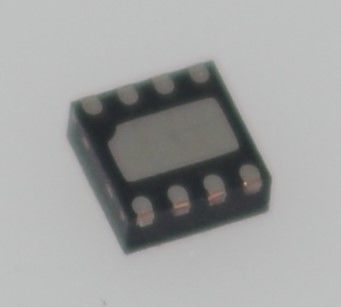 TPS62170DSGR स्टेप-डाउन कन्वर्टर 3-17V इनपुट 1.2A आउटपुट 95% तक दक्षता 1.8V से 6V समायोज्य आउटपुट 17μA कम शांत वर्तमान पावर सेविंग मोड 100% ड्यूटी साइकिल छोटा 2.0x2.0 मिमी WSON पैकेज