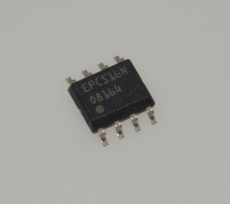 EPCS16SI8N 16Mb सीरियल फ्लैश कम पावर हाई स्पीड 100MHz सिंगल 3.0V सप्लाई स्मॉल फॉर्म फैक्टर FPGA कॉन्फ़िगरर विश्वसनीय और सुरक्षित डेटा स्टोरेज