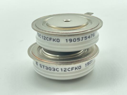 ST303C12CFK0 1200V 300A हाफ-ब्रिज मॉड्यूल कम Vce(sat) कम हानि शॉर्ट सर्किट मजबूती मोटर ड्राइव और औद्योगिक इन्वर्टर के लिए एकीकृत NTC