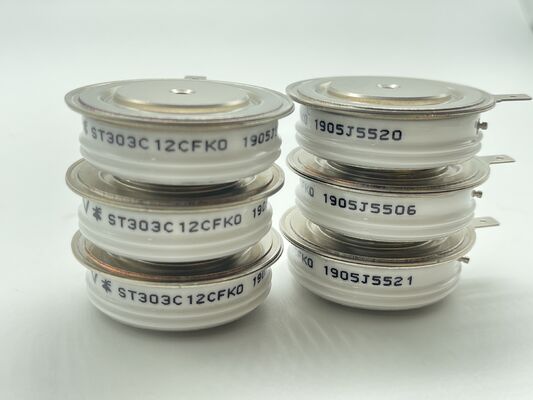 ST303C12CFK0 1200V 300A हाफ-ब्रिज मॉड्यूल कम Vce(sat) कम हानि शॉर्ट सर्किट मजबूती मोटर ड्राइव और औद्योगिक इन्वर्टर के लिए एकीकृत NTC