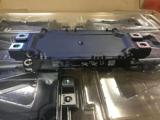 SEMIX603GB12E4P 1200V 600A आईजीबीटी मॉड्यूल कम वीसीई (sat) उच्च शॉर्ट सर्किट कठोरता कम स्विचिंग हानि उच्च अलगाव औद्योगिक ग्रेड उच्च शक्ति यूपीएस और औद्योगिक ड्राइव के लिए