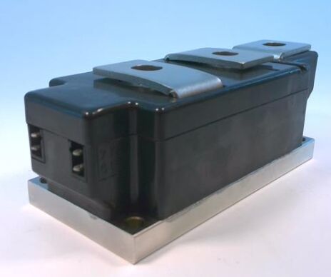 TT600N16KOF 1600V 600A डुअल थाइरिस्टोर मॉड्यूल कम VF 1.32V उच्च सर्ज 21kA दबाव संपर्क प्रौद्योगिकी पृथक बेसप्लेट ट्रेंच गेट यूएल सॉफ्ट स्टार्टर्स और रेक्टिफायर के लिए प्रमाणित