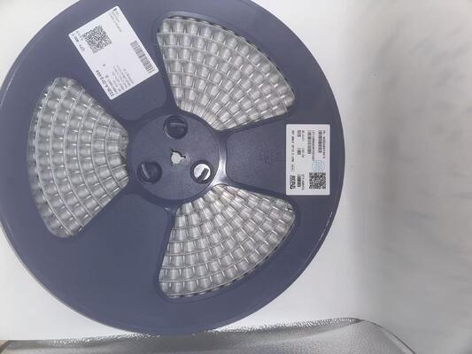 MA35V680M10X13 680μF 35V फिटकरी इलेक कैप 10x13mm 105°C कम प्रतिबाधा लंबे जीवन बिजली और औद्योगिक के लिए उच्च लहर