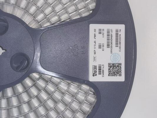 MA35V680M10X13 680μF 35V फिटकरी इलेक कैप 10x13mm 105°C कम प्रतिबाधा लंबे जीवन बिजली और औद्योगिक के लिए उच्च लहर