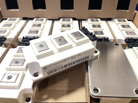 FF400R06KE3HOSA1 IGBT मॉड्यूल 600V 400A आधा पुल खाई बंद तकनीक कम VCEsat उच्च गति औद्योगिक ग्रेड