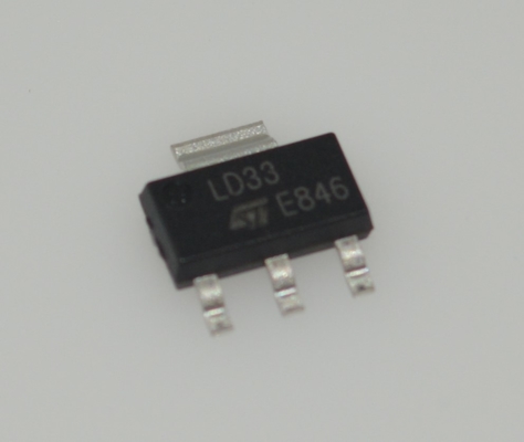 LD1117S33CTR 3.3V एलडीओ वोल्टेज रेगुलेटर 1A आउटपुट के साथ कम ड्रॉपआउट वोल्टेज उच्च सटीकता ओवर-करंट और थर्मल सुरक्षा सिरेमिक कैपेसिटर के साथ स्थिर SOT-223 पैकेज